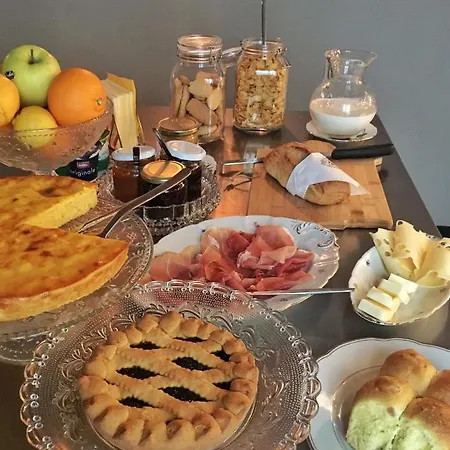 Ermellina Bed and Breakfast 4*